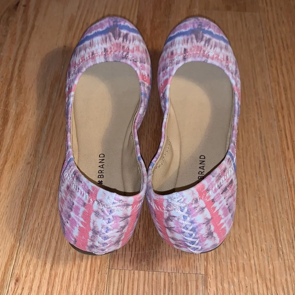 Lucky Brand Emmie Flats in Radiant Orchid Crepe Tie Dye 7M